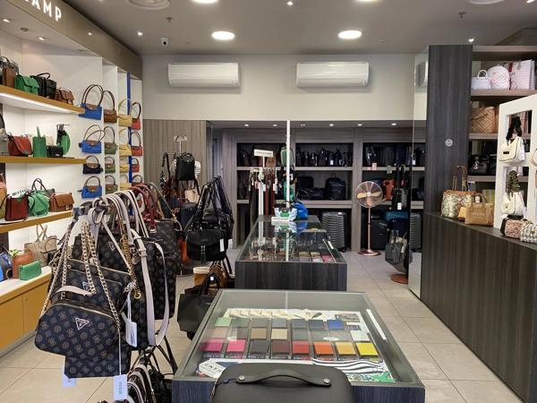 Vente                                                      Fonds de commerce
                        
                                         70 m2                     à Étrembières