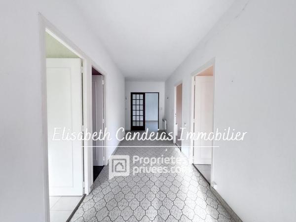 Grande maison de 173 m² avec vue Pyrénées et fort potentiel