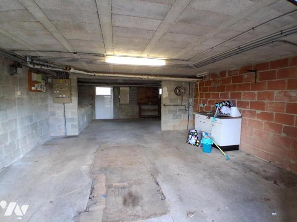 MAISON SUR SOUS-SOL QUERQUEVILLE 4 CHAMBRES + DEUX GARAGES + JARDIN