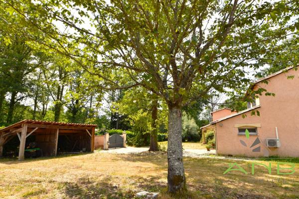 Villa lumineuse avec piscine à proximité du Grand Etang