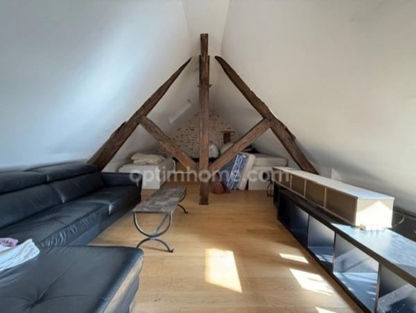 Propriete de 370 M² sur 13000 M² à vendre 10 pièces SAINT CYR SOUS DOURDAN (91).A seulement 45 KM de Paris, 5 KM de DOURDAN.