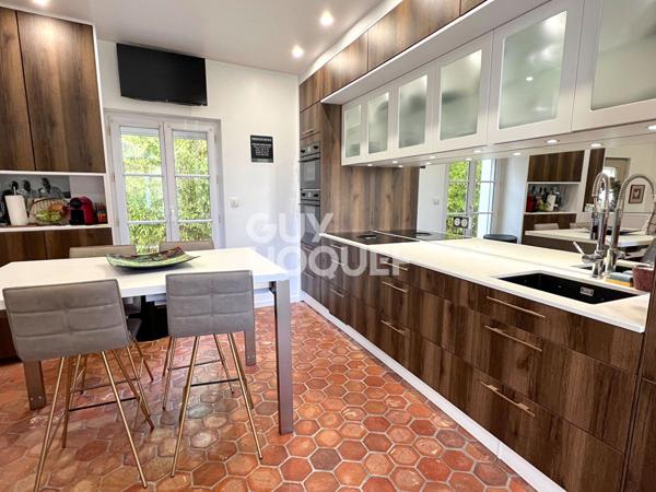 Propriété d'exception à Mennecy ? Élégance, volumes et cadre naturel privilégié