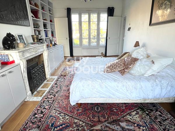 Propriété d'exception à Mennecy ? Élégance, volumes et cadre naturel privilégié