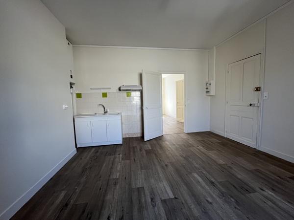 Appartement à louer |  Piégut-Pluviers |  2 pièces | 43 m²