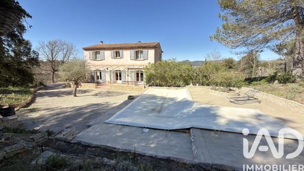 Maison à vendre 6 pièces 150 m² Peyrolles-en-Provence