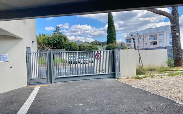 Appartement à vendre    4 pièces • 95,90 m2 Nîmes