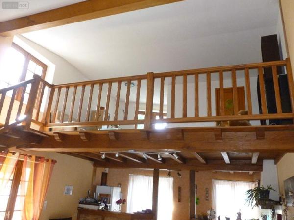 Maison à vendre à Ribérac en Dordogne (24600), ref : 077/820