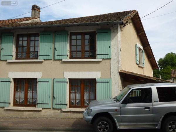 Maison à vendre à Ribérac en Dordogne (24600), ref : 077/820
