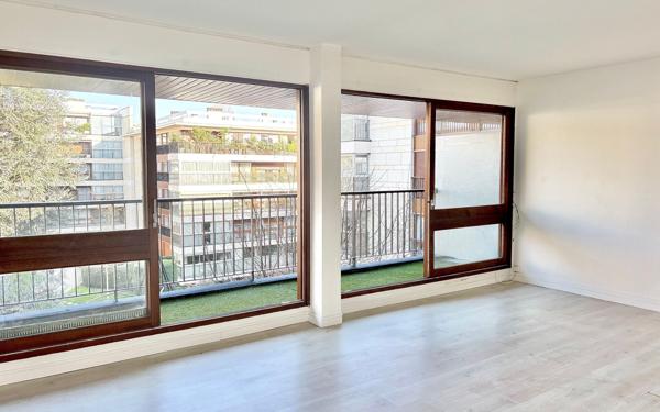 Appartement à vendre    1 pièce • 34,25 m2 Rocquencourt