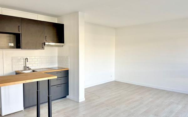 Appartement à vendre    1 pièce • 34,25 m2 Rocquencourt