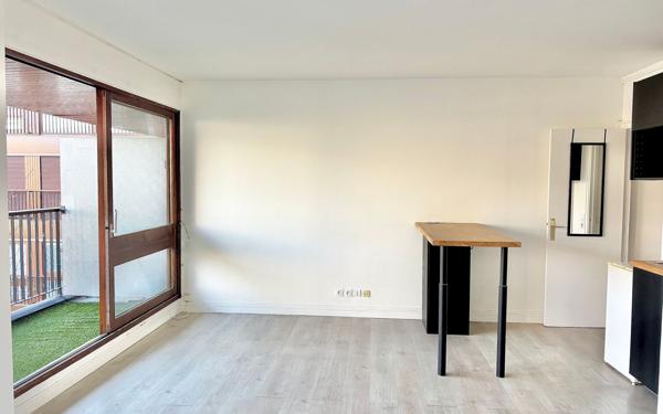 Appartement à vendre    1 pièce • 34,25 m2 Rocquencourt