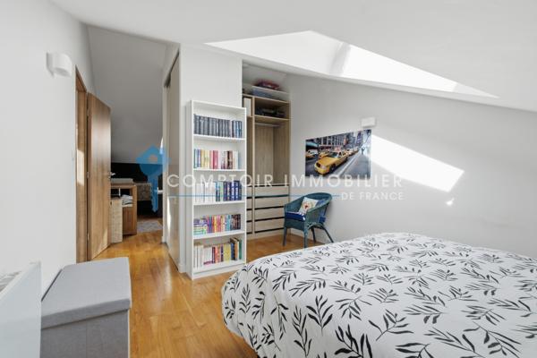 Maison 5 pièce(s) 3 chambre(s) 151 m²
