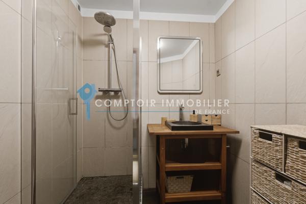 Maison 5 pièce(s) 3 chambre(s) 151 m²