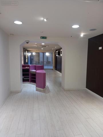 Fonds et/ou murs commerciaux à louer à Bourg-en-Bresse dans l'Ain (01000), ref : 01083-L153