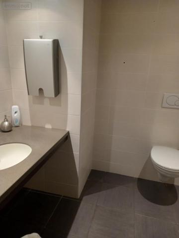 Fonds et/ou murs commerciaux à louer à Bourg-en-Bresse dans l'Ain (01000), ref : 01083-L153