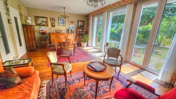 Maison  7 pièces 195m2