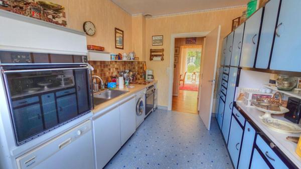 Maison  7 pièces 195m2