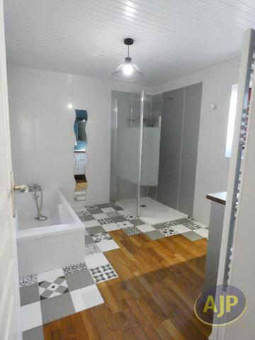 Location maison Le Loroux Bottereau : 1 450 € - AJP Immobilier Saint-Sébastien-sur-Loire
