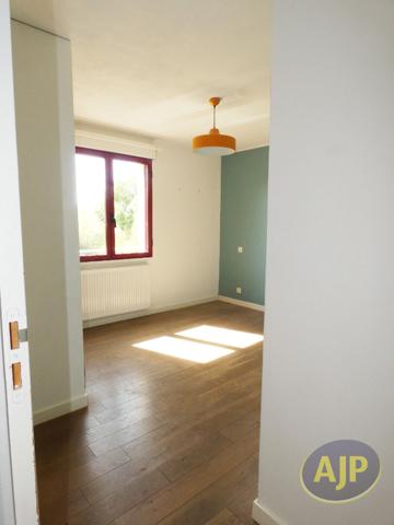 Location maison Le Loroux Bottereau : 1 450 € - AJP Immobilier Saint-Sébastien-sur-Loire
