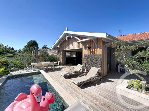 Maison à vendre  5 pièces - 159,66 m 2   GUJAN MESTRAS  - 33
