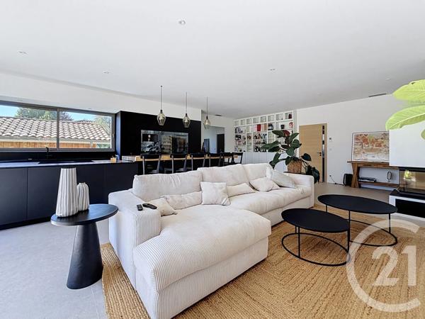 Maison à vendre  5 pièces - 159,66 m 2   GUJAN MESTRAS  - 33