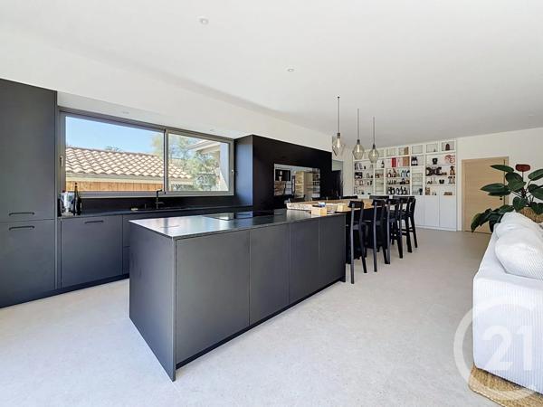 Maison à vendre  5 pièces - 159,66 m 2   GUJAN MESTRAS  - 33