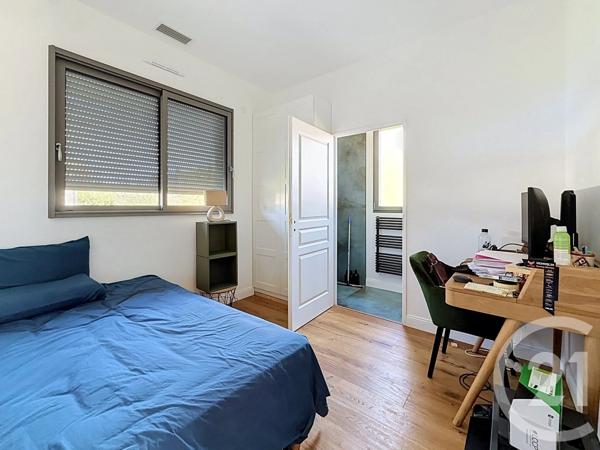 Maison à vendre  5 pièces - 159,66 m 2   GUJAN MESTRAS  - 33