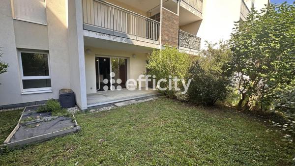 Appartement
         4 pièces
        - 80 m² Exclusivité 220 000 € *