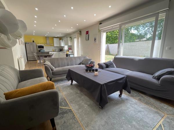 Maison à vendre 7 pièces LUISANT (28)