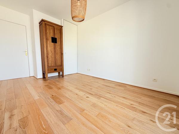 Appartement F4 à vendre  3 pièces - 84 m2 ST OUEN - 93