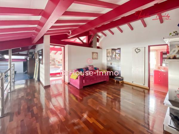 Maison à vendre 10 pièces de 242 m²