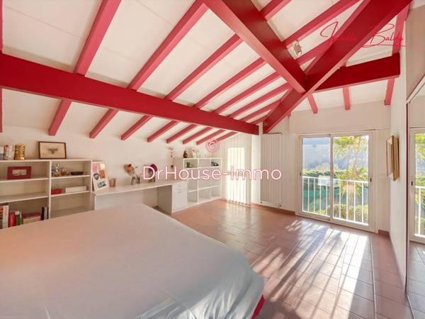 Maison à vendre 10 pièces de 242 m²