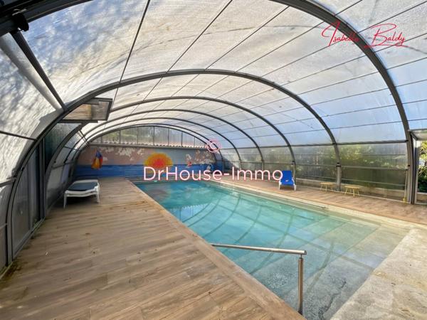 Maison à vendre 10 pièces de 242 m²