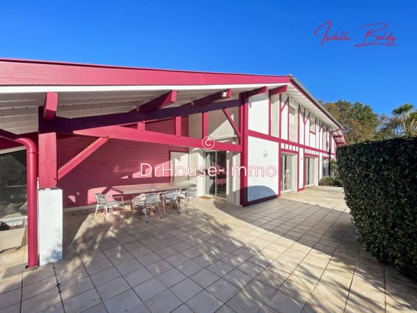 Maison à vendre 10 pièces de 242 m²