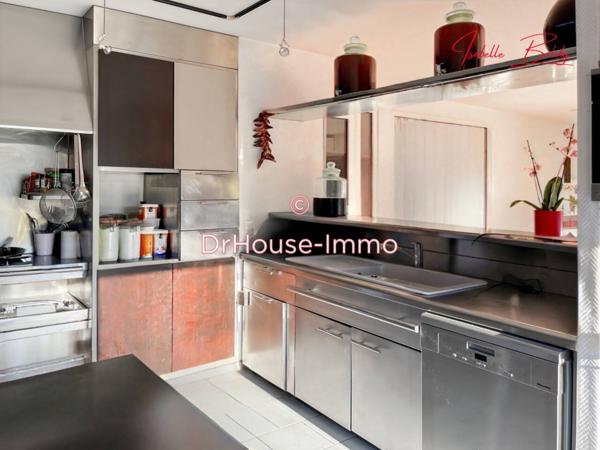 Maison à vendre 10 pièces de 242 m²