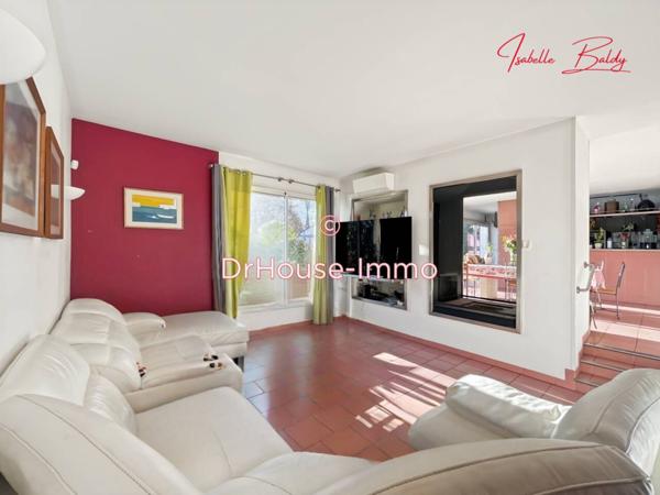 Maison à vendre 10 pièces de 242 m²