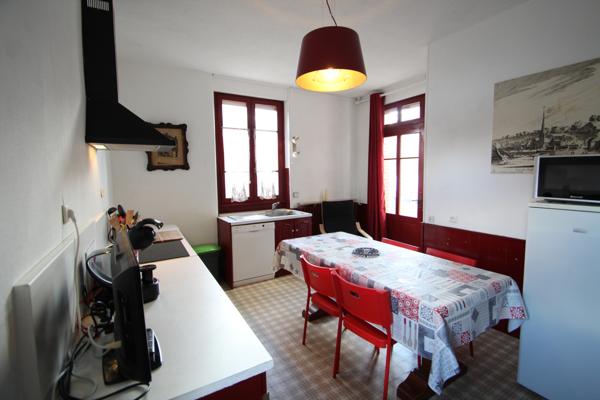 Bourbon-Lancy (71140) Maison de Maître Proche Centre ville