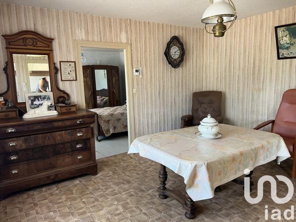 Maison de village 3 pièces de 74 m² à Molinet (03510)