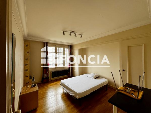 Location Appartement meublé 3 pièces 73.51 m² - 11 BOULEVARD MARECHAL JOFFRE Grenoble 38000