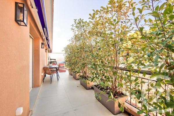 Appartement F2 à vendre  2 pièces - 39 m2 VILLEFRANCHE SUR MER - 06