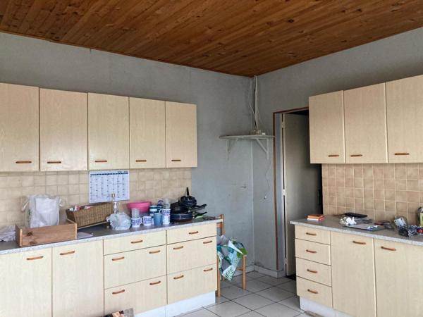 maison a vendre sur la commune des Eglisottes et chalaures avec son grand terrain constructible