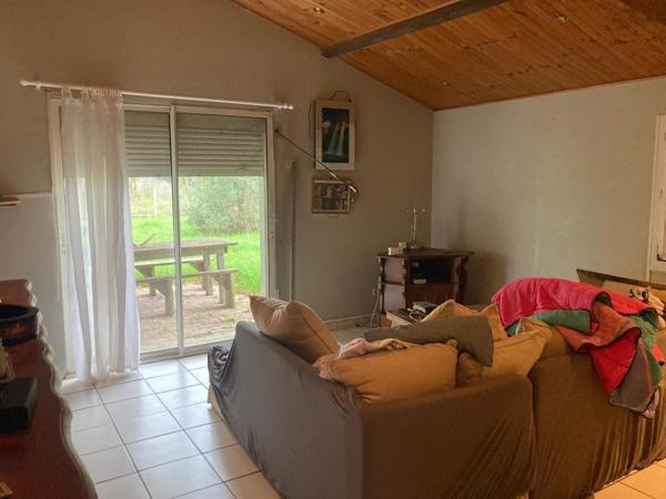 maison a vendre sur la commune des Eglisottes et chalaures avec son grand terrain constructible