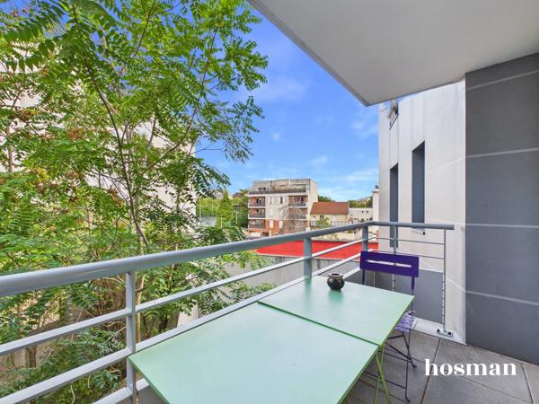 SAINT-OUEN-SUR-SEINE — 90 M² — 3 CHAMBRES — BALCON — PARKING — CAVE — MÉTRO LIGNES 13 & 14 À 500 M