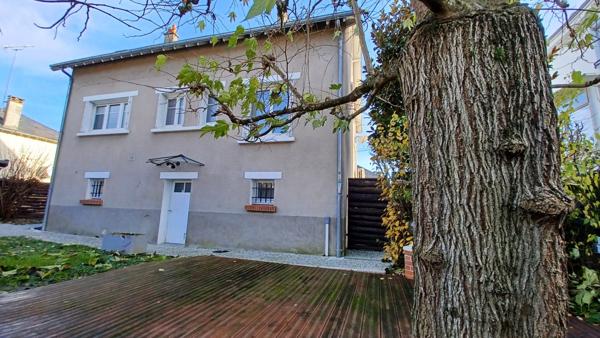 À vendre - Maison individuelle, 6 pièces située à Blois (41000)