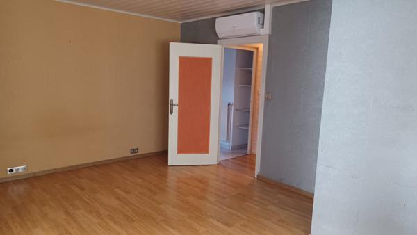 À vendre - Maison individuelle, 6 pièces située à Blois (41000)