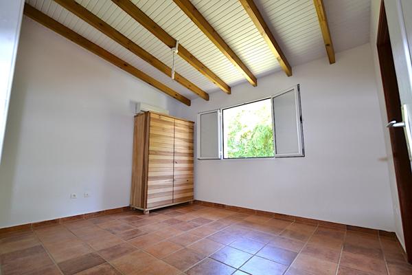 Petit-Bourg (97170) Grande villa T4 Piscine la Gripierre