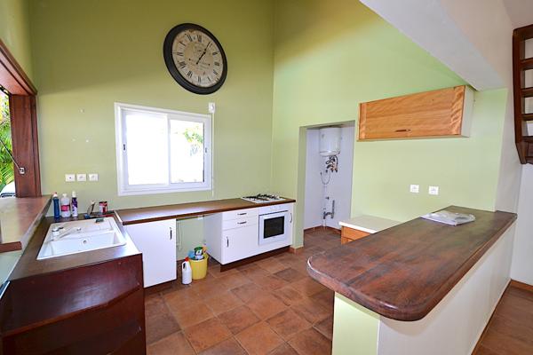 Petit-Bourg (97170) Grande villa T4 Piscine la Gripierre