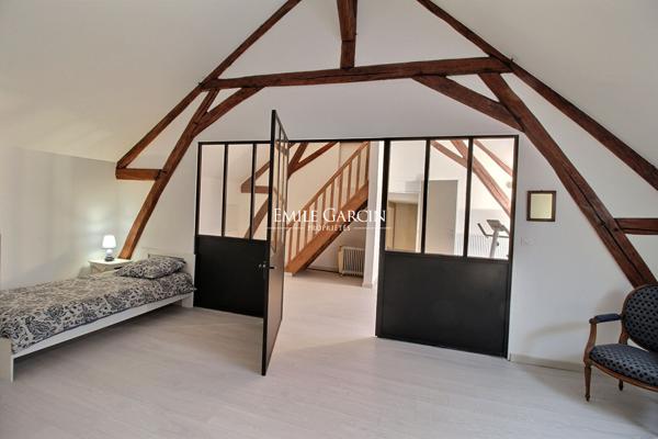 À vendre- Longère familiale - Bourgogne-Saint-Fargeau-89170- 8 ch et dépendance cadre exceptionnel  8900 m2