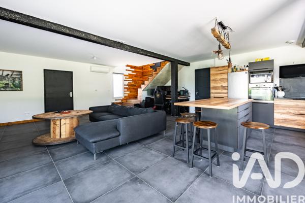 Maison à vendre 4 pièces 145 m² Baverans