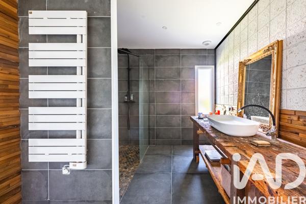 Maison à vendre 4 pièces 145 m² Baverans